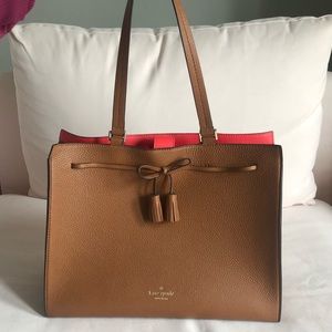 Kate Spade Large Hayes Tote Leather